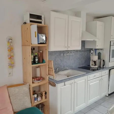 Maison Accueillante A Avec Terrasse